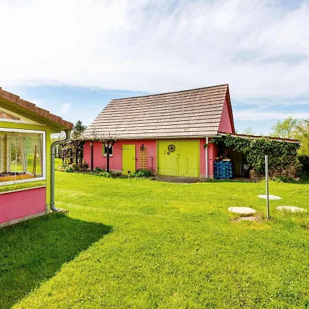 Authentic And Cosy With Big Beautifull Garden Altentreptow