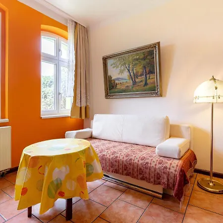 Apartment Authentic And Cosy With Big Beautifull Garden *